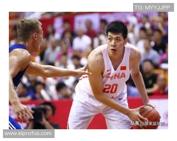 任骏飞领衔球队奋勇拼搏展现篮球魅力助力球队争夺冠军荣耀